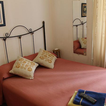Hostal Graciela Madrid Habitación foto