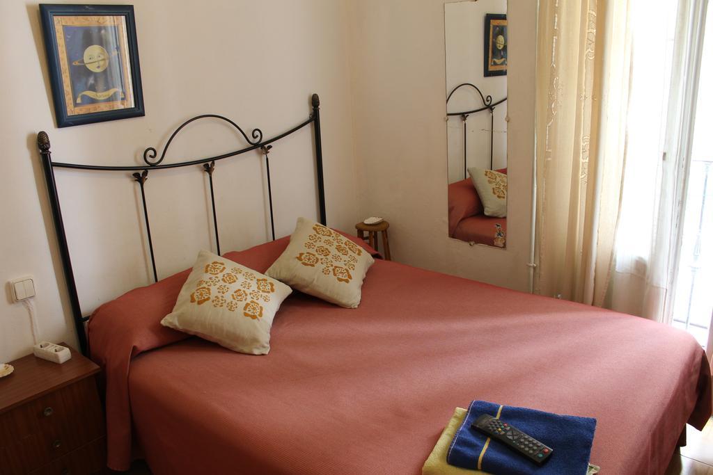 Hostal Graciela Madrid Habitación foto