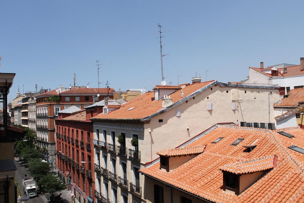 Hostal Graciela Madrid Exterior foto